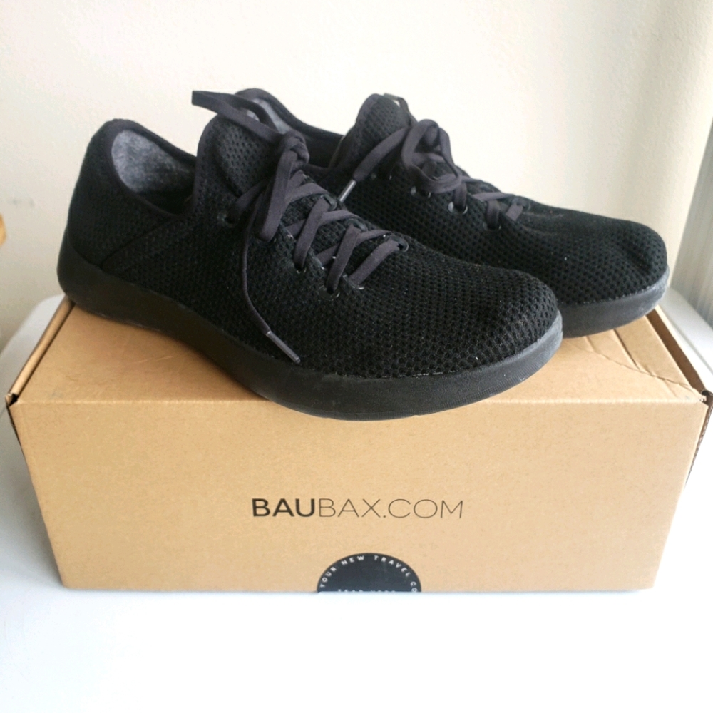 🇨🇦 Breezy Laced Travel Shoes Sneakers